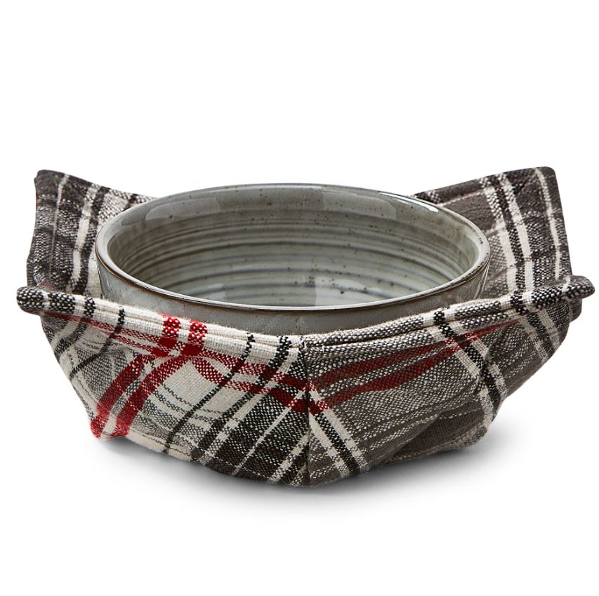 You can even place cozies in the microwave with a microwavable dish, making heating food convenient. To take the bowl out, simply grab the corners of the cozy carefully. This cozy fits bowls, soup bowls or mugs up to 4-5 1/2 inches in diameter at base and 5-7 inches in diameter across the top.