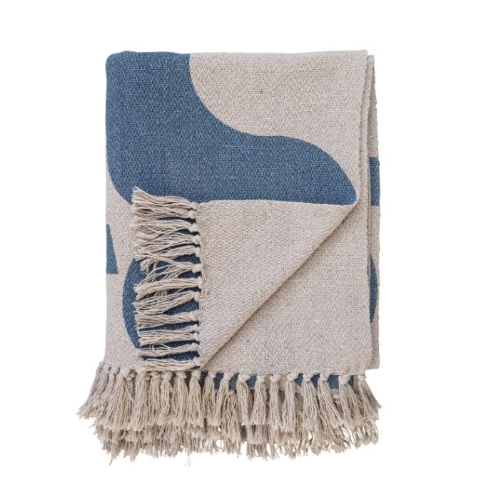 Transform the space with this woven reclaimed cotton blend printed throw with abstract design and fringe in blue and beige. This throw blanket features a woven reclaimed cotton blend that creates a soft and cozy feel. The abstract design adds some contrast and interest to the simple design. The design is captivating and colorful, giving the throw a contemporary and artistic look.